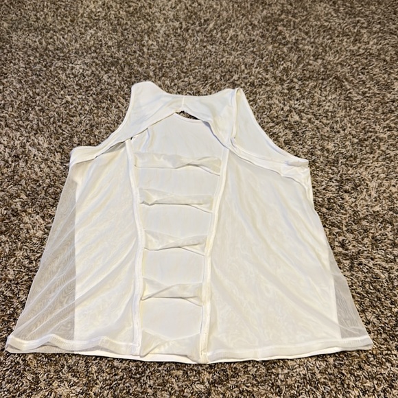 VICTORIA SPORT WHITE TANK - Picture 2 of 3